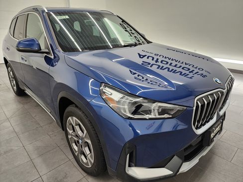 Used 2025 BMW X1 xDrive28i image 2