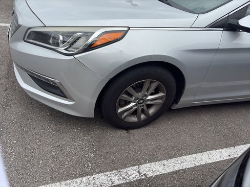 Used 2015 Hyundai Sonata SE FWD image 4