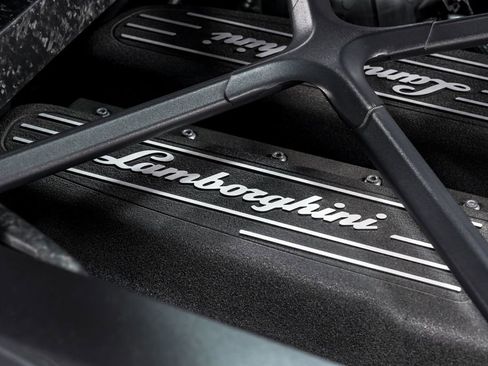 Used 2018 Lamborghini Huracan LP 580-2 image 54