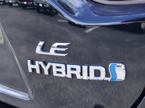 Certified 2024 Toyota Corolla LE FWD image 25