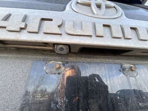 Used 2022 Toyota 4Runner Limited image 11