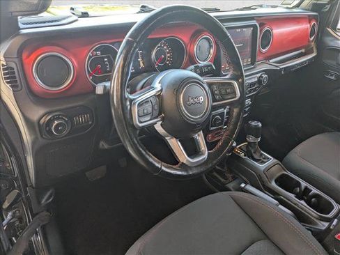 Used 2021 Jeep Wrangler Unlimited Rubicon AWD/4WD image 10