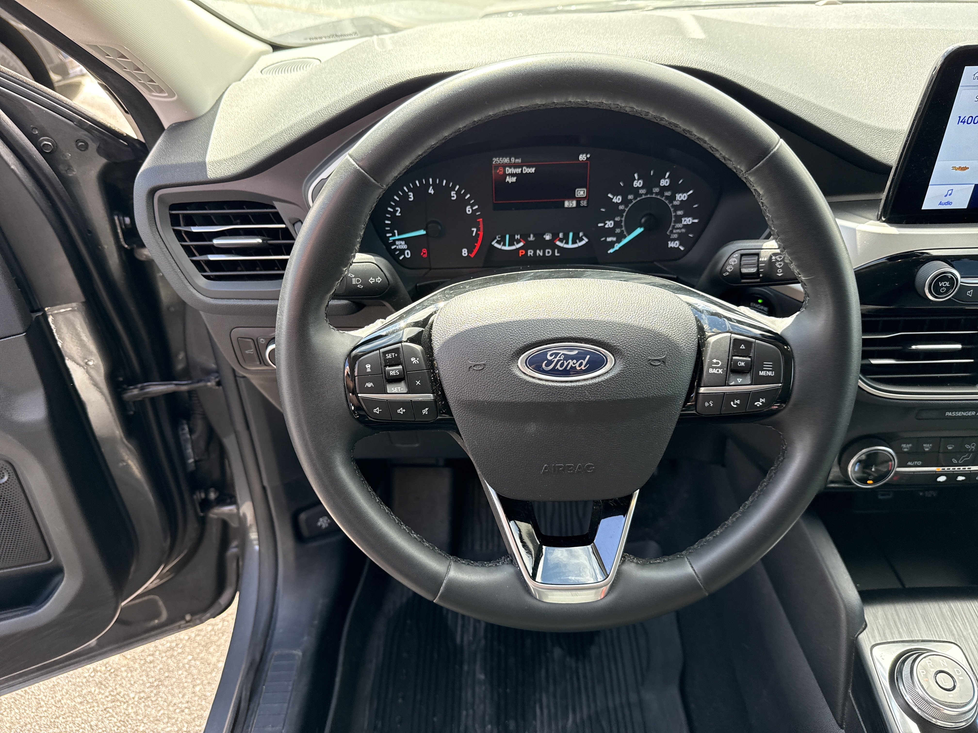 Used 2022 Ford Escape SEL AWD/4WD image 17