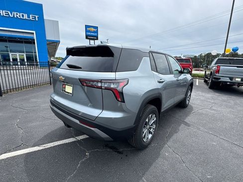 New 2026 Chevrolet Equinox LT image 6
