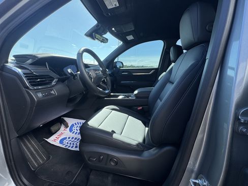 New 2026 GMC Acadia Elevation w/ Black Edition FWD image 13