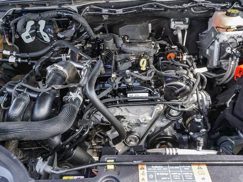 Used 2024 Ford Ranger Lariat w/ FX4 Off-Road Package image 26