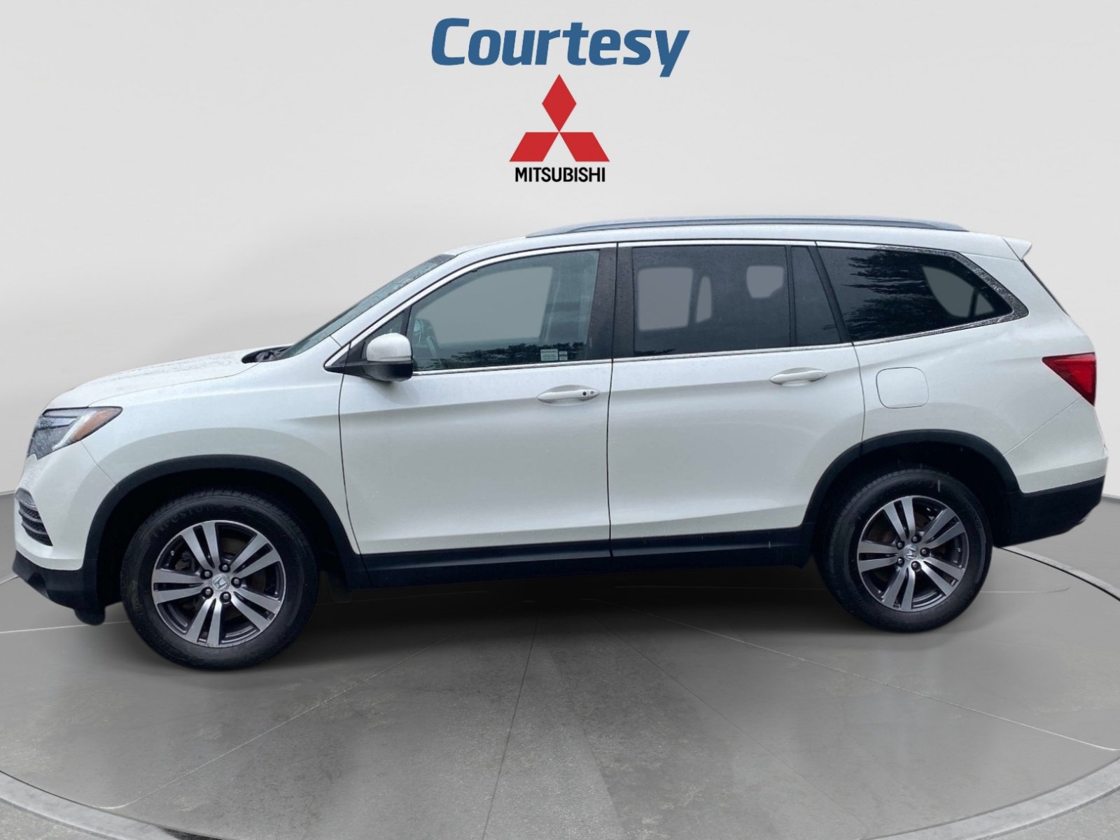 Used 2016 Honda Pilot EX-L image 2