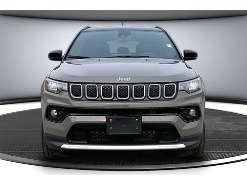 Certified 2023 Jeep Compass Limited AWD/4WD image 4