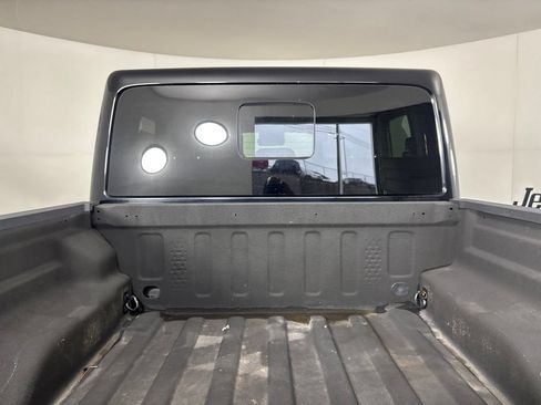 Used 2020 Jeep Gladiator Rubicon AWD/4WD image 25