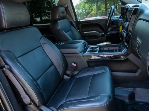 Used 2014 GMC Sierra 1500 SLT w/ SLT Preferred Package AWD/4WD image 15
