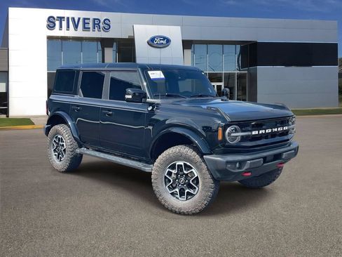 Used 2024 Ford Bronco Outer Banks AWD/4WD image 1
