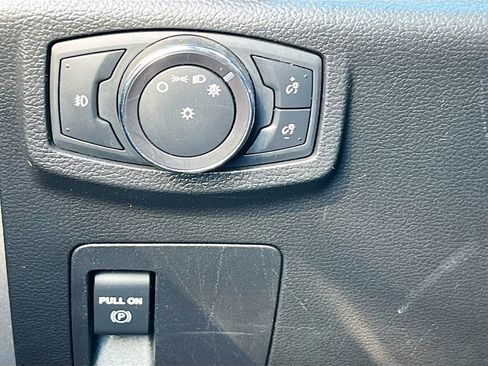 Used 2021 Ford Expedition XLT image 10