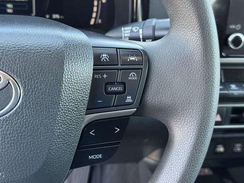 Used 2025 Toyota Camry LE FWD image 12