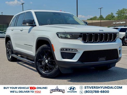 Used 2022 Jeep Grand Cherokee Limited RWD image 1
