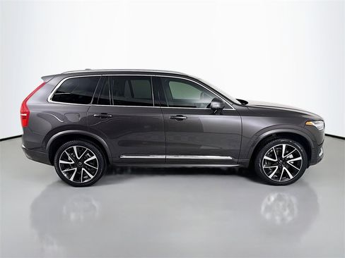 Used 2023 Volvo XC90 B6 Plus w/ Protection Package Premier image 8