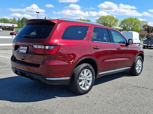 Used 2022 Dodge Durango SXT AWD/4WD image 6