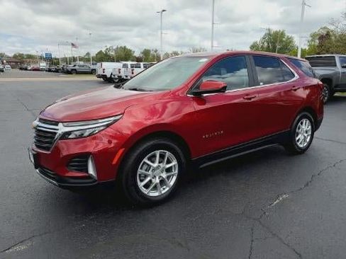 Used 2024 Chevrolet Equinox LT FWD image 4