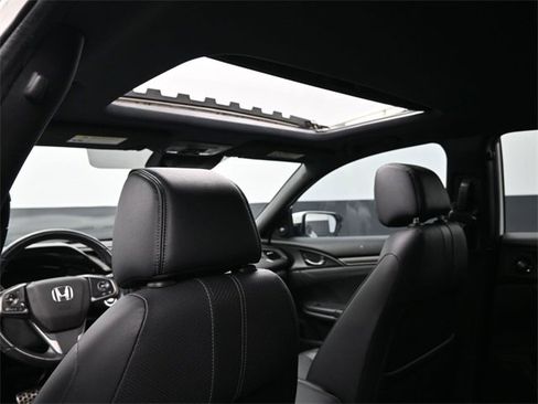 Used 2018 Honda Civic Sport Touring image 33