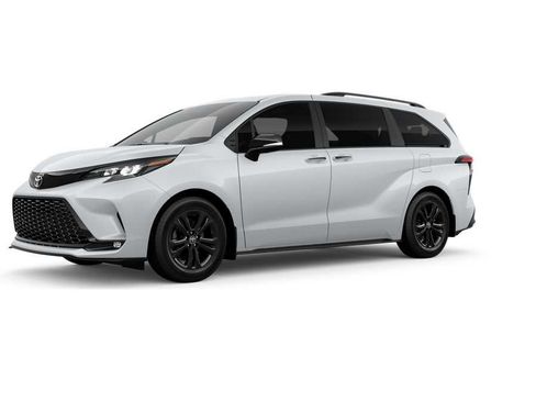 New 2026 Toyota Sienna XSE image 2