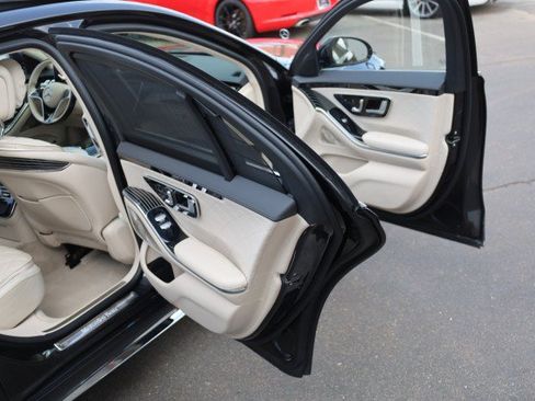 Used 2022 Mercedes-Benz S 580 4MATIC Sedan image 42