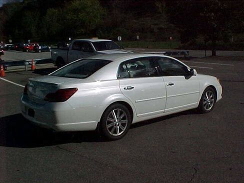 Used 2008 Toyota Avalon Limited FWD image 11