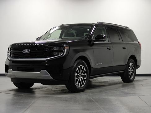 Used 2025 Ford Expedition Max Platinum AWD/4WD image 8