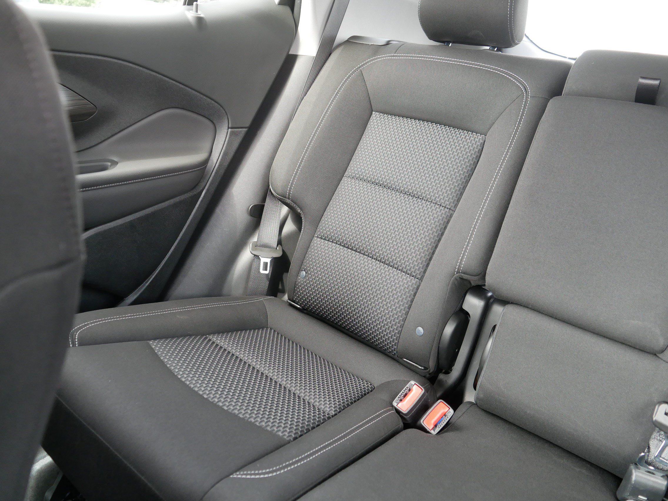 Used 2023 GMC Terrain SLE w/ Driver Convenience Package AWD/4WD image 12