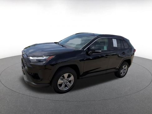 Used 2025 Toyota RAV4 XLE w/ Weather Package FWD image 8