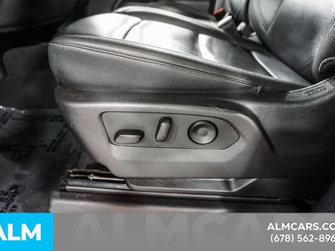 Used 2025 GMC Sierra 1500 SLT RWD image 26
