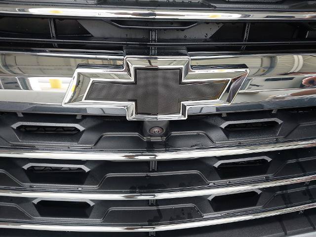New 2027 Chevrolet Traverse LT w/ Sun and Wheel Package FWD image 31