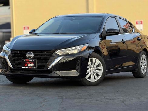 Used 2025 Nissan Sentra S FWD image 1