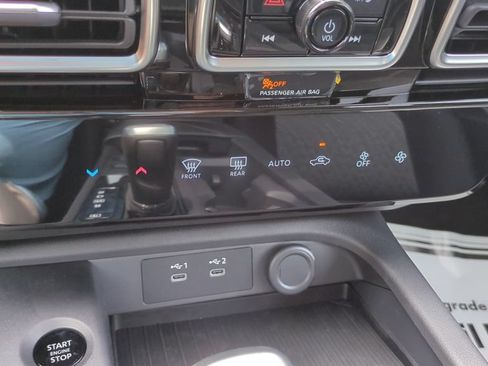 New 2026 Nissan Sentra SV w/ Floor Mat Package FWD image 18