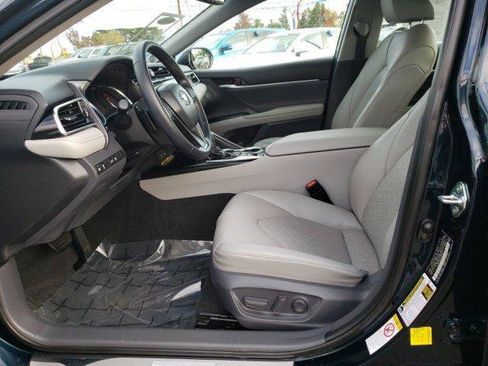 Certified 2018 Toyota Camry XSE FWD image 19