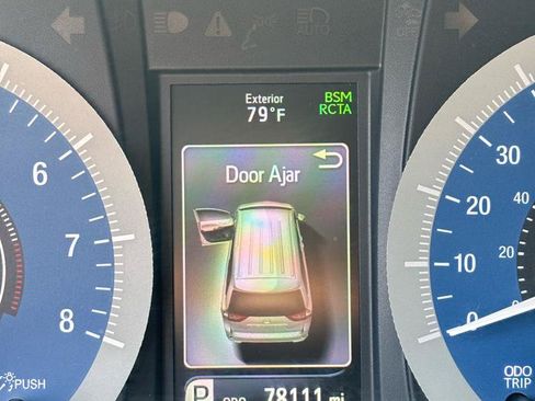 Used 2019 Toyota Sienna AWD image 19