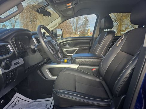 Used 2017 Nissan Titan PRO-4X image 16