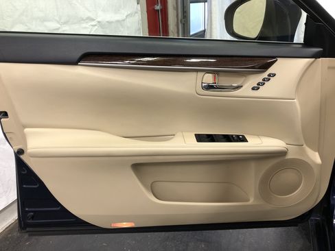 Used 2015 Lexus ES 350 image 14