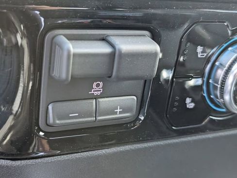 New 2026 GMC Sierra 1500 Elevation w/ Elevation Premium Package AWD/4WD image 15