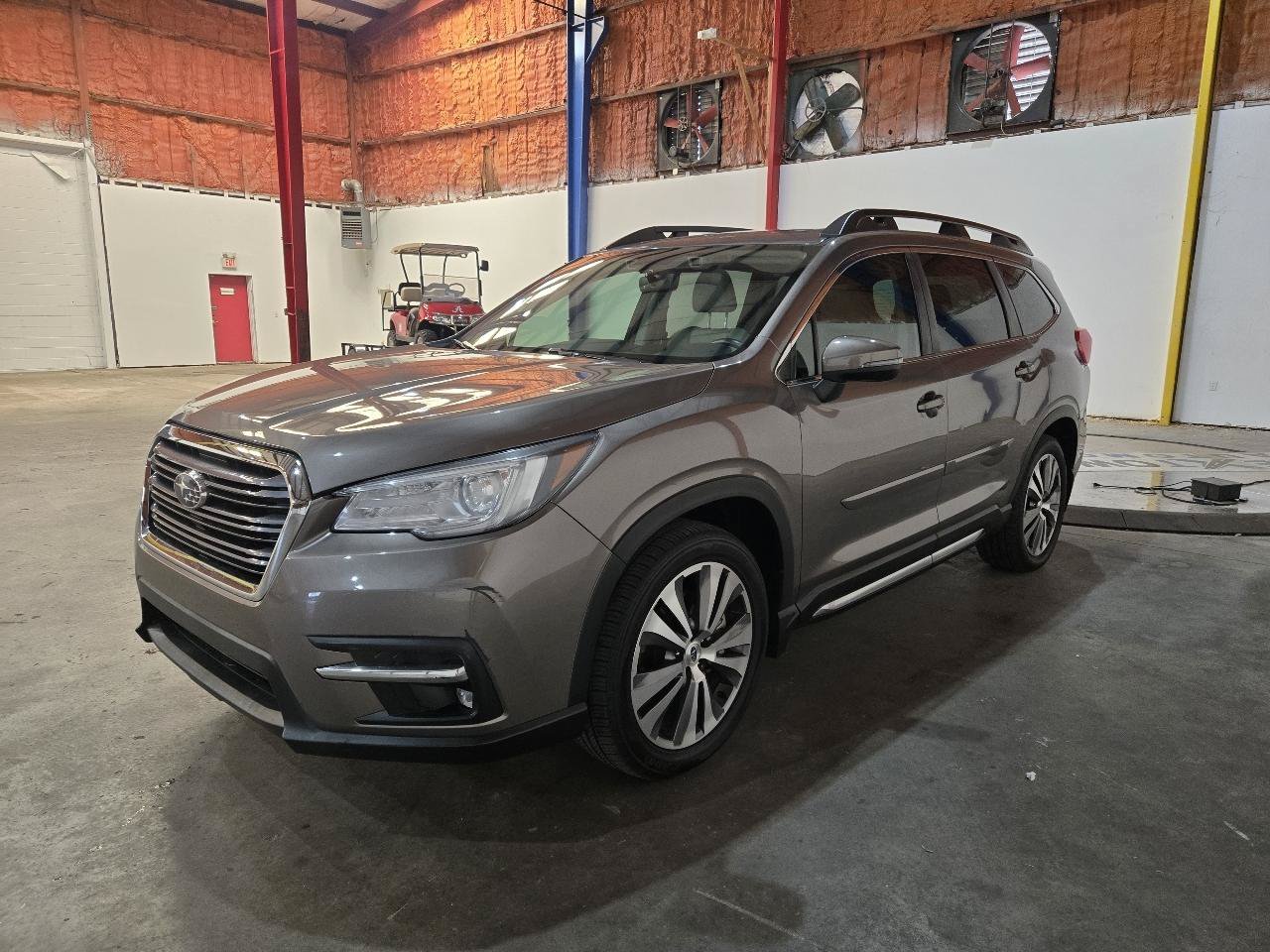 Used 2021 Subaru Ascent Limited w/ Technology Package AWD/4WD image 3