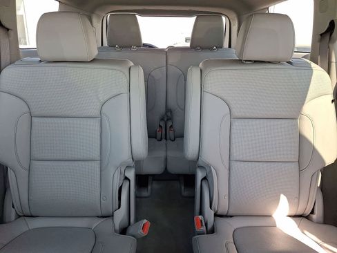 Certified 2023 GMC Acadia SLT image 14