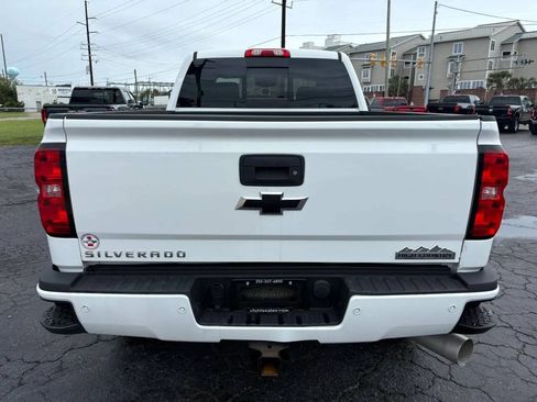 Used 2016 Chevrolet Silverado 2500 High Country w/ Duramax Plus Package AWD/4WD image 4