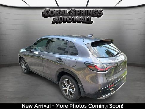 Used 2024 Honda HR-V EX-L image 3