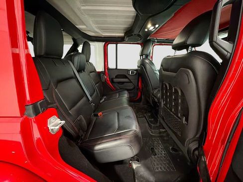 Used 2019 Jeep Wrangler Unlimited Rubicon w/ Uconnect 4C Nav & Sound Group AWD/4WD image 23