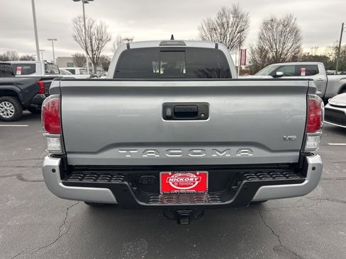Used 2023 Toyota Tacoma TRD Sport image 7