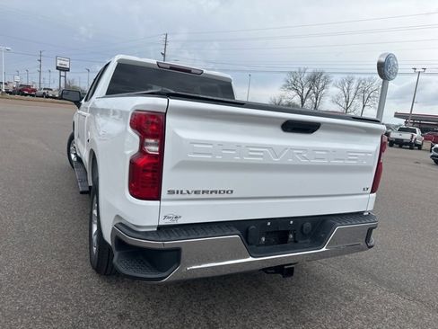Used 2020 Chevrolet Silverado 1500 LT image 24