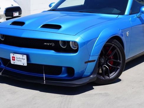 Used 2019 Dodge Challenger SRT Hellcat w/ Widebody Package RWD image 6