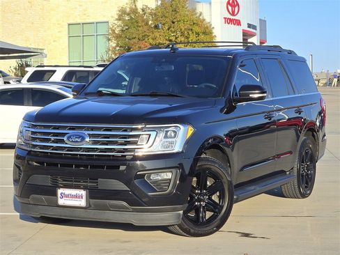 Used 2020 Ford Expedition XLT w/ Black Accent Package image 2