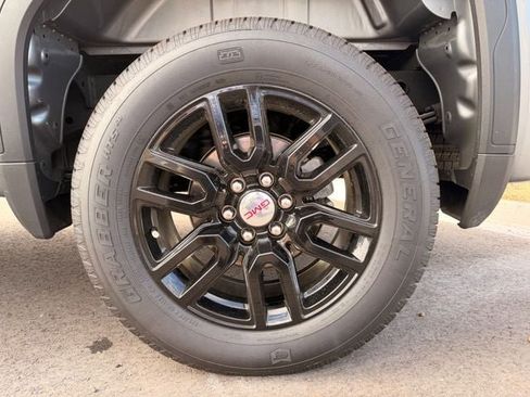 Used 2024 GMC Sierra 1500 Pro w/ Graphite Edition image 8