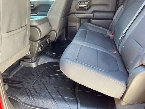 Used 2020 Chevrolet Silverado 1500 LT w/ LT Value Package RWD image 18