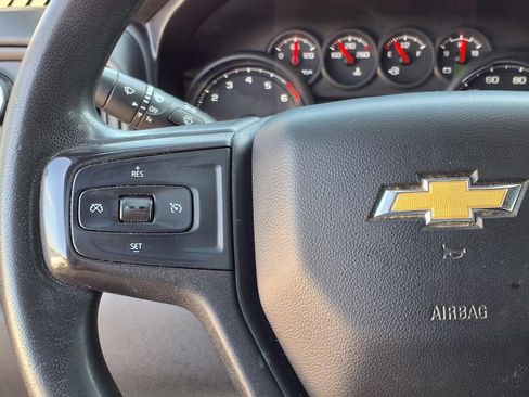 Used 2020 Chevrolet Silverado 1500 Custom w/ Infotainment Package AWD/4WD image 14