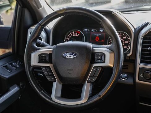 Used 2019 Ford F150 Lariat w/ FX4 Off-Road Package AWD/4WD image 14